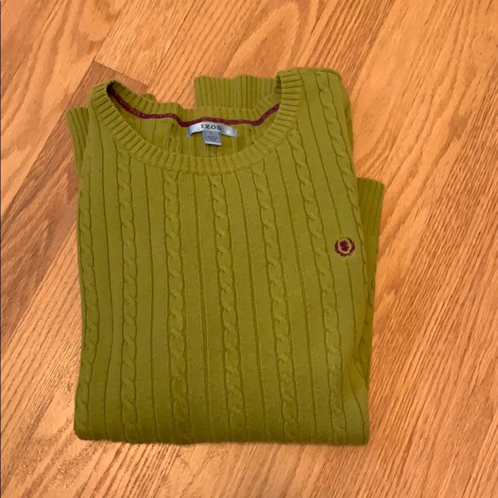 Green light weight sweater. L